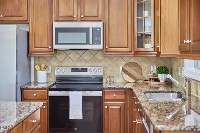 482 Panorama Park Place, Cary, NC 27519 - Photo 4