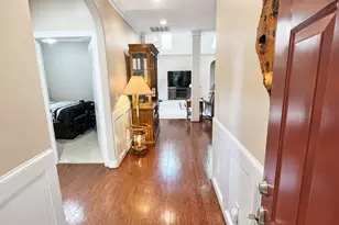 2613 Saintsbury Dr, Burlington, NC 27215 - Photo 2