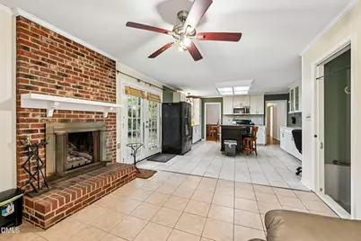 1421 Elberon Place, Raleigh, NC 27609 - Photo 4