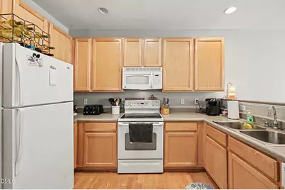 8207 Martello Lane, Raleigh, NC 27613 - Photo 6