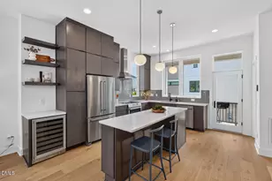 528 N Roxboro St, Durham, NC 27701 - Photo 8