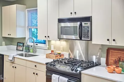 105 Westbury Court, Chapel Hill, NC 27516 - Photo 24