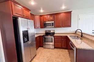 208 Settlers Pointe Dr, Pikeville, NC 27863 - Photo 8