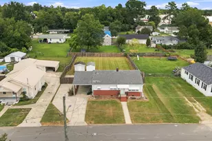 206 W Woodall St, Benson, NC 27504 - Photo 32