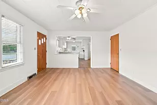 206 W Woodall St, Benson, NC 27504 - Photo 8