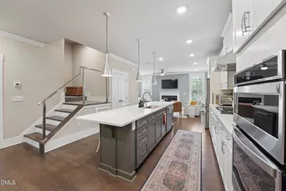 10330 Sablewood Drive, Raleigh, NC 27617 - Photo 6