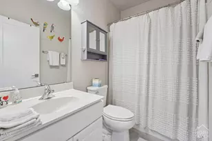 10330 Sablewood Dr, Raleigh, NC 27617 - Photo 26