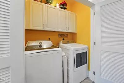 10330 Sablewood Drive, Raleigh, NC 27617 - Photo 22