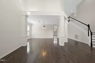 101 Palmwood Ct, Cary, NC 27519 - Photo 6