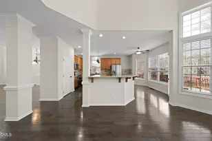 101 Palmwood Ct, Cary, NC 27519 - Photo 10