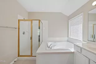 101 Palmwood Ct, Cary, NC 27519 - Photo 36
