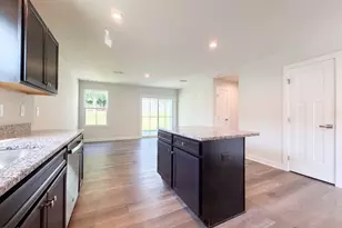 8680 Kenridge Ln, Fuquay Varina, NC 27526 - Photo 4