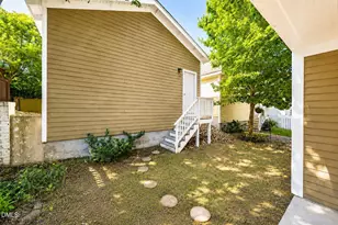 259 Tobacco Farm Way, Chapel Hill, NC 27516 - Photo 28