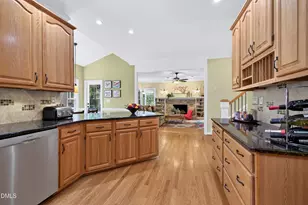 124 Merry Hill Dr, Cary, NC 27518 - Photo 14