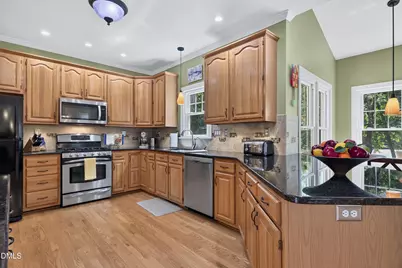124 Merry Hill Drive, Cary, NC 27518 - Photo 10