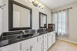 9800 Karcia Ct, Raleigh, NC 27617 - Photo 20