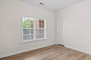 514 Glenolden Ct, Cary, NC 27513 - Photo 8