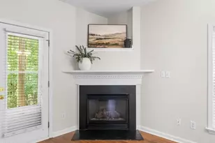 514 Glenolden Ct, Cary, NC 27513 - Photo 2