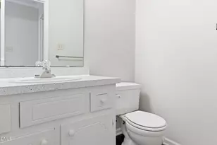 8217 Clear Brook Dr, Raleigh, NC 27615 - Photo 24