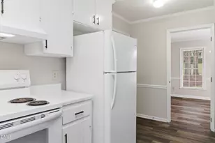 8217 Clear Brook Dr, Raleigh, NC 27615 - Photo 18
