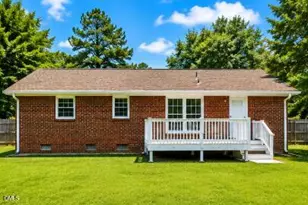 5233 Butternut Dr, Fayetteville, NC 28304 - Photo 2
