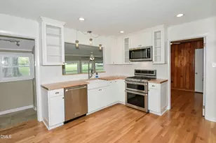 6121 Yates Mill Pond Rd, Raleigh, NC 27606 - Photo 6
