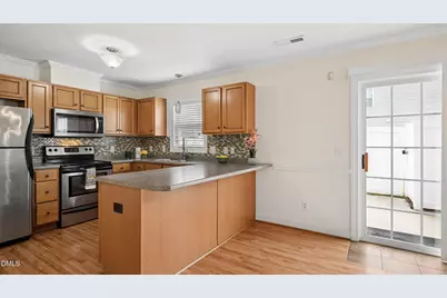 112 Chandler Drive #E, Greenville, NC 27834 - Photo 6