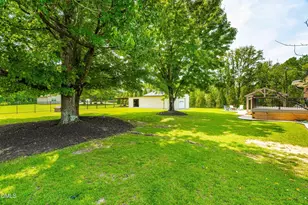 2331 Twin Acres Rd, Clayton, NC 27520 - Photo 30
