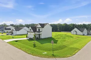 209 Danube Dr, Zebulon, NC 27597 - Photo 8