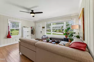 212 W Hl Ave S, Hillsborough, NC 27278 - Photo 8
