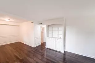 7040 Longstreet Dr, Raleigh, NC 27615 - Photo 8