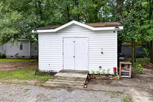 511 N Raiford St, Selma, NC 27576 - Photo 30