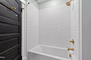 320 E Jones St, Raleigh, NC 27601 - Photo 32