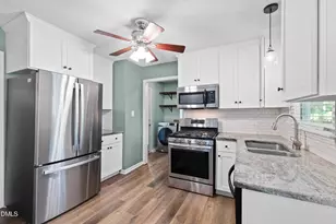 4609 Batavia Ct, Raleigh, NC 27604 - Photo 18