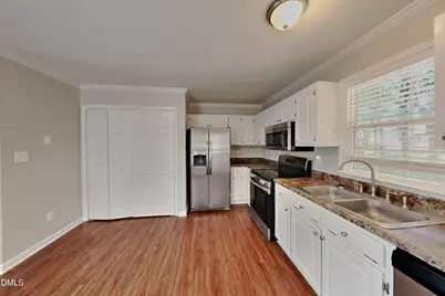 1004 Girder Court, Fuquay-Varina, NC 27526 - Photo 4