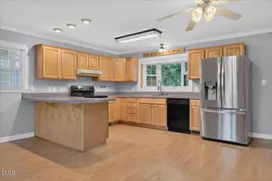 245 Debra Dr, Durham, NC 27704 - Photo 8
