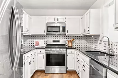 3027 Maple Avenue #Apt C3, Burlington, NC 27215 - Photo 10