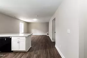 718 S State St, Raleigh, NC 27601 - Photo 8