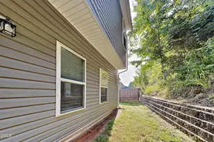 917 Leatherstone Ln, Fuquay-Varina, NC 27526 - Photo 16
