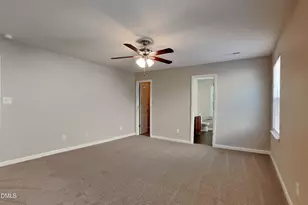 917 Leatherstone Ln, Fuquay-Varina, NC 27526 - Photo 6