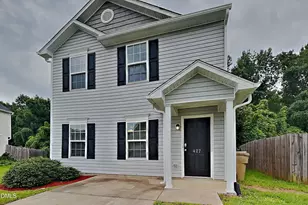427 Randolph Dr, Clayton, NC 27520 - Photo 1