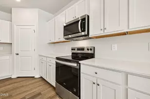 410 Barrington Key, Zebulon, NC 27597 - Photo 10