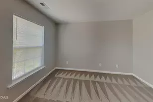 910 Statler Dr, Durham, NC 27703 - Photo 6