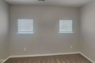 910 Statler Dr, Durham, NC 27703 - Photo 12