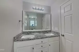 910 Statler Dr, Durham, NC 27703 - Photo 8