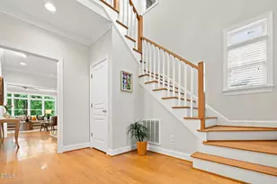 100 Harvest Ct, Carrboro, NC 27510 - Photo 2