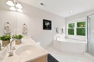 100 Harvest Ct, Carrboro, NC 27510 - Photo 24