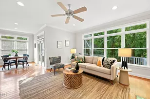100 Harvest Ct, Carrboro, NC 27510 - Photo 8