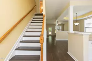 241 Stansbury Ln, Clayton, NC 27527 - Photo 8