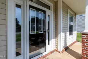 241 Stansbury Ln, Clayton, NC 27527 - Photo 6